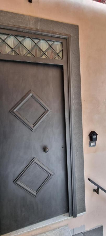 Grazioso Appartamento -Centro Storico Vic Strit Pozzuoli Dış mekan fotoğraf